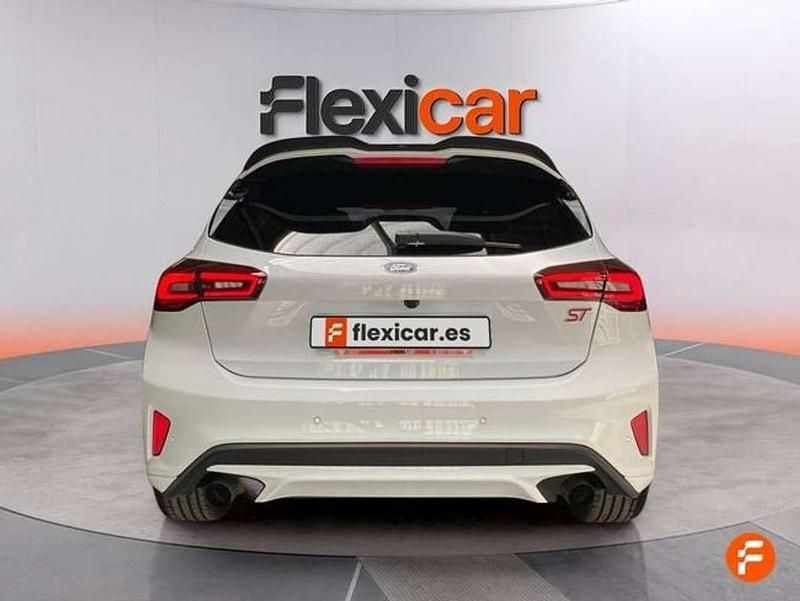 Usado Ford Focus ST 280 CV (205 kW) 2025 Blanco Utilitario