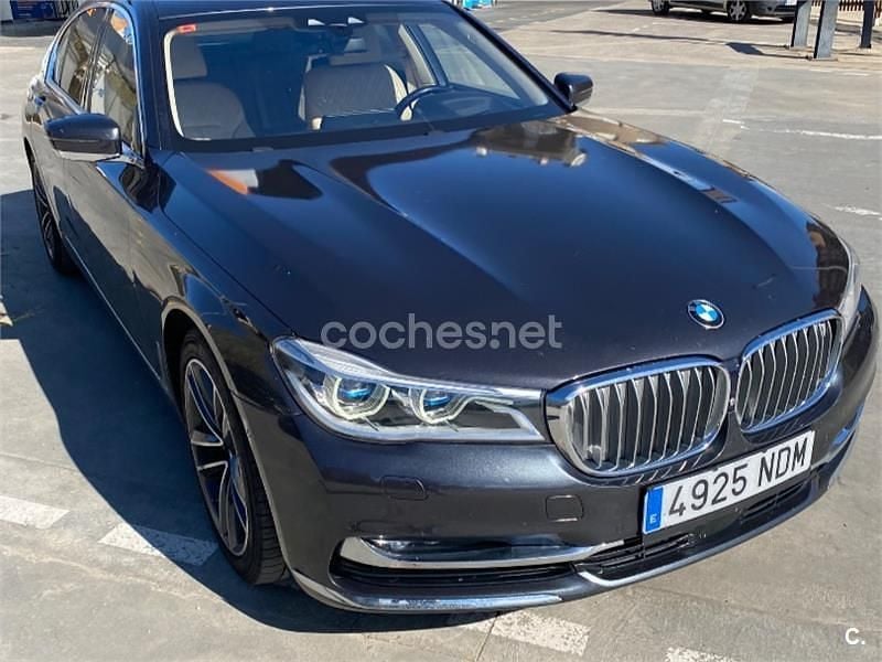 Usado BMW 740 313 CV (230 kW) 2016 Blanco Berlina
