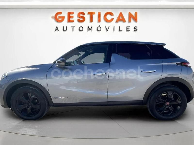 Usado DS Automobiles DS3 Crossback Performance 130 CV (95 kW) 2022 Gris / plata SUV