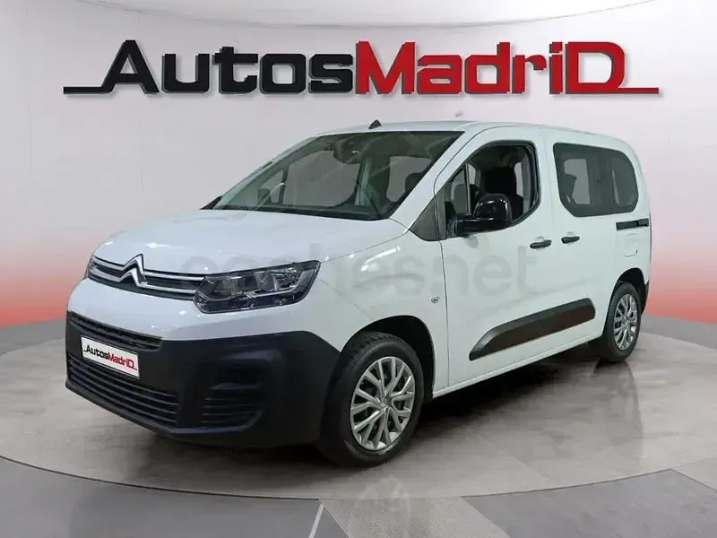 Usado Citroën e-Berlingo Live 102 CV (75 kW) 2021 Blanco Monovolumen