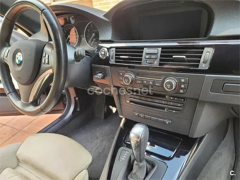 Usado BMW 320 Cabriolet 170 CV (125 kW) 2009 Azul Descapotable