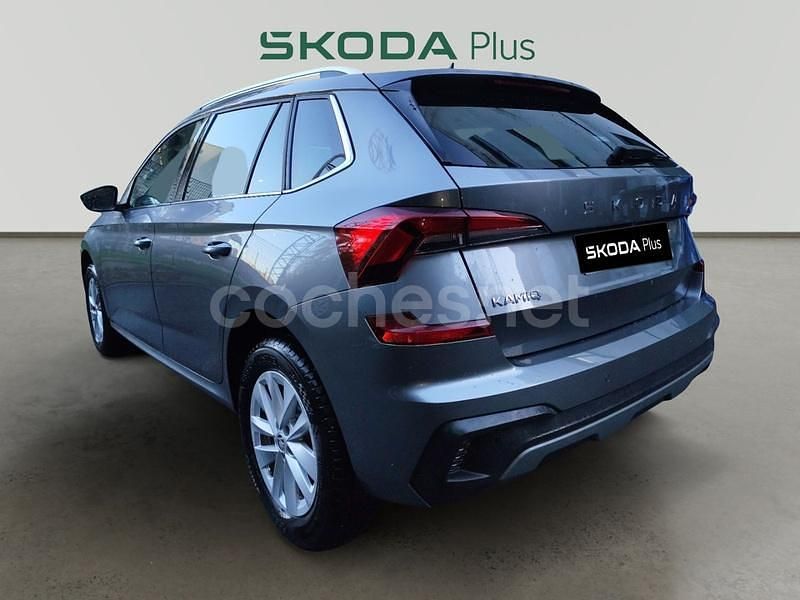 Usado Skoda Kamiq Selection 115 HP (84 kW) 2024 Cinzento SUV