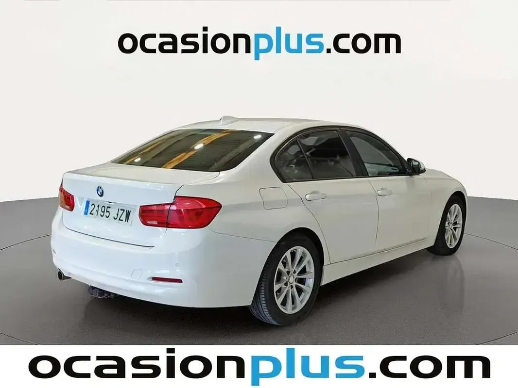 Usado BMW 318 150 CV (110 kW) 2017 Blanco Berlina