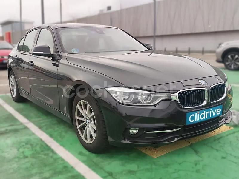 Usado BMW 330e 252 CV (185 kW) 2018 Negro Berlina