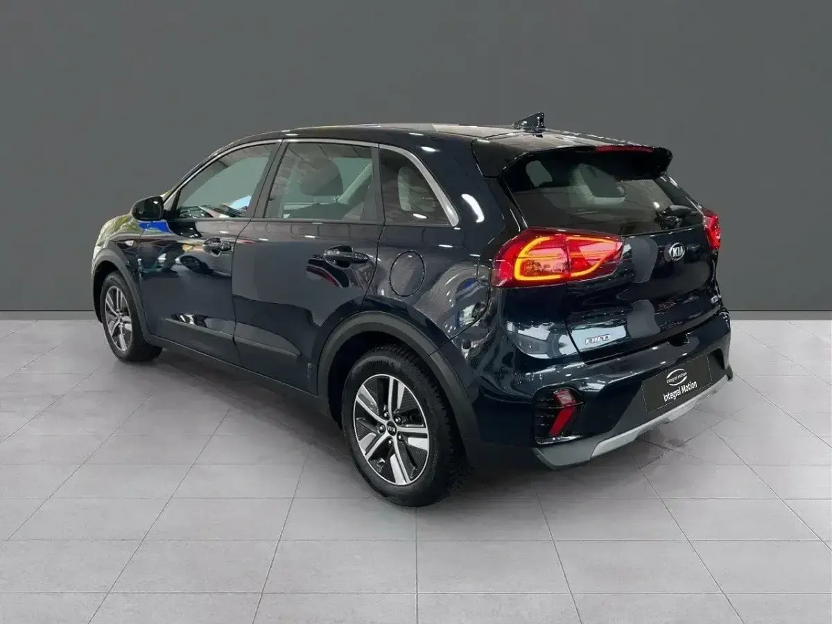 Usado Kia Niro 141 CV (103 kW) 2021 Azul SUV