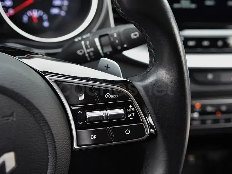 Usado Kia XCeed 136 CV (100 kW) 2022 Blanco SUV