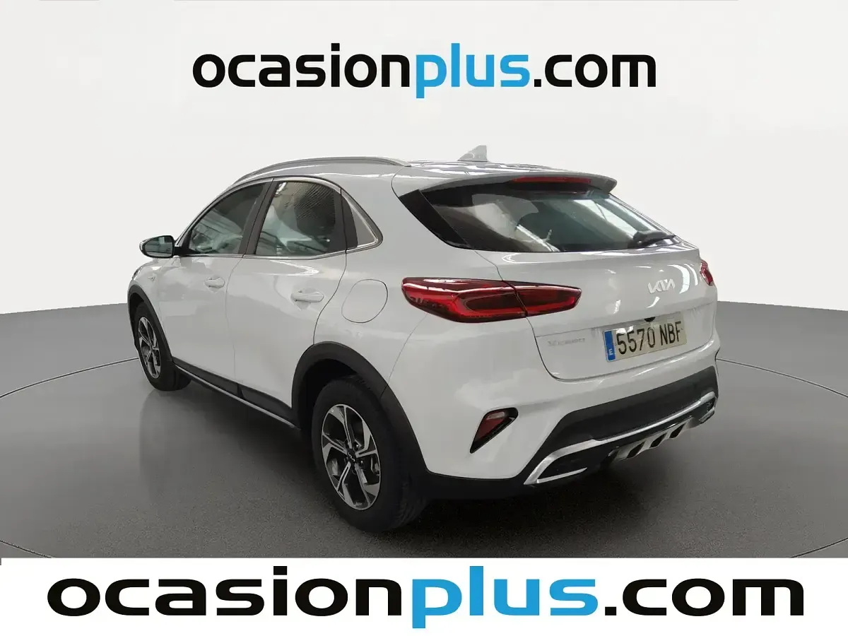 Usado Kia XCeed 100 CV (73 kW) 2025 Blanco SUV