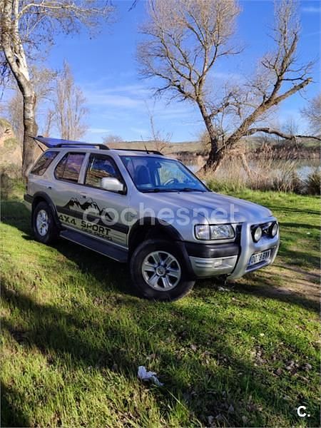 Gris / plata Usado 2003 Opel Frontera SUV | 6000 € - Imagen 1/2