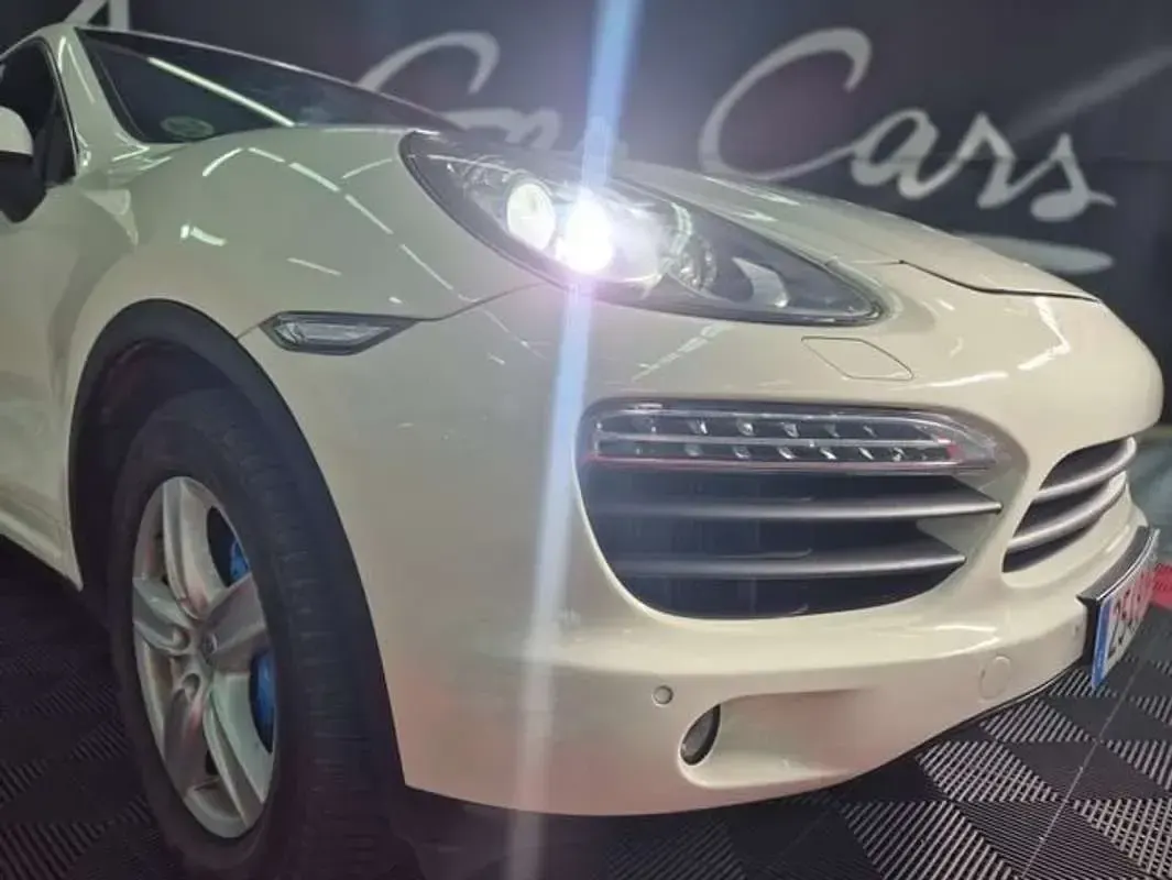 Usado Porsche Cayenne Diesel 245 CV (180 kW) 2011 Blanco SUV