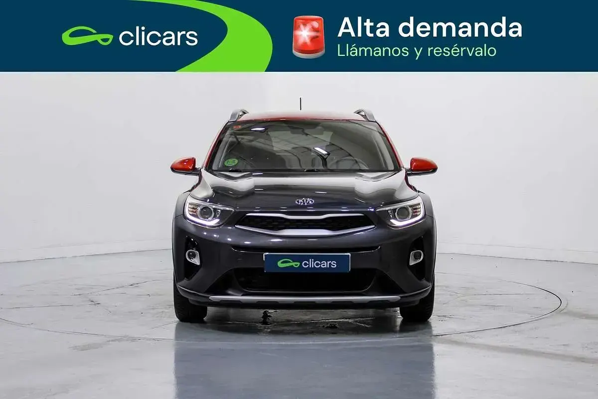 Usado Kia Stonic 84 CV (61 kW) 2019 Negro SUV
