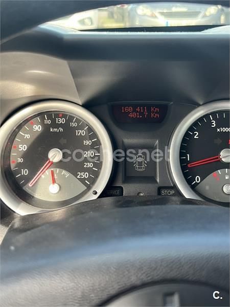 Usado Renault Mégane II Dynamique 115 CV (84 kW) 2005 Gris / plata Berlina