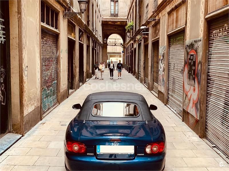 Usado Mazda MX5 Active 110 CV (80 kW) 2003 Azul Descapotable