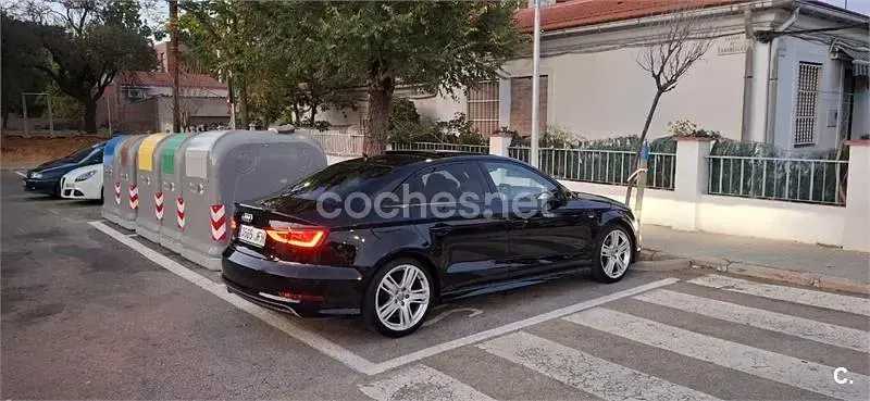Usado Audi A3 S-Line 110 CV (80 kW) 2016 Negro Berlina
