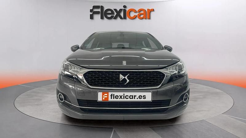 Usado DS Automobiles DS4 Crossback Style 120 CV (88 kW) 2018 Gris SUV