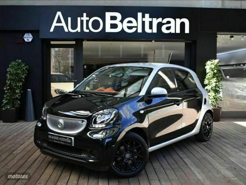 Negro Usado 2017 Smart ForFour Passion Berlina | 11.900 € (Buen precio) - Imagen 1/4