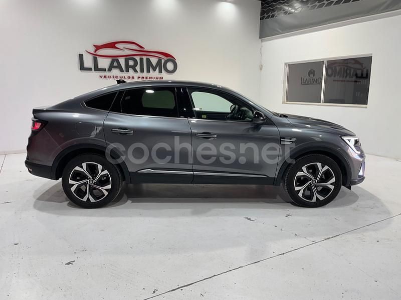 Usado Renault Arkana Techno 140 CV (102 kW) 2025 Gris / plata SUV