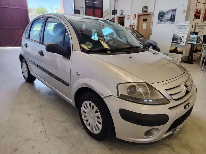 Usado Citroën C3 Furio 70 CV (51 kW) 2006 Gris / plata Berlina