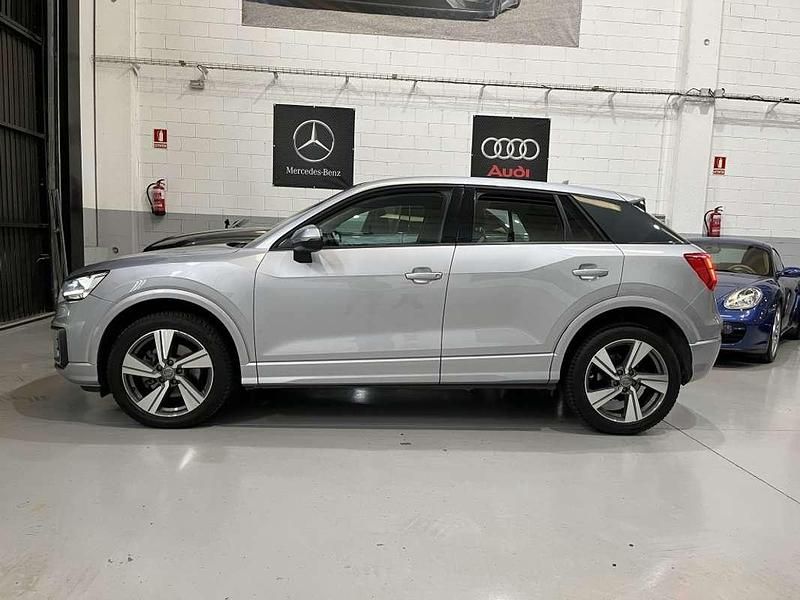 Usado Audi Q2 Sport 150 CV (110 kW) 2018 Gris SUV