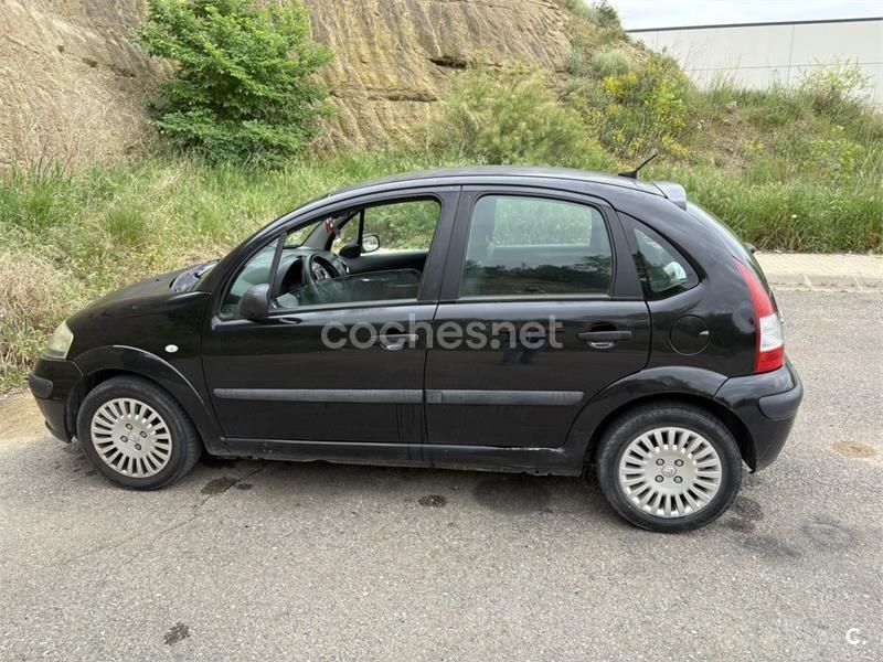 Negro Usado 2005 Citroën C3 Furio Utilitario | 1950 € (Buen precio) - Imagen 1/4