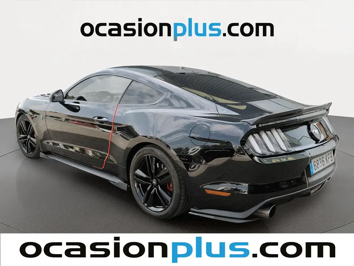 Usado Ford Mustang Fastback 314 CV (230 kW) 2017 Negro Coupe