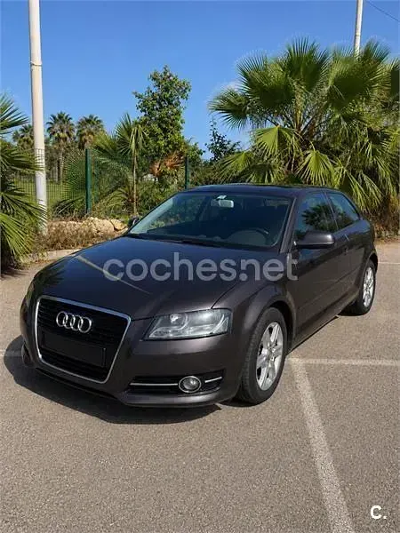 Usado Audi A3 Ambiente 105 CV (77 kW) 2012 Negro Utilitario