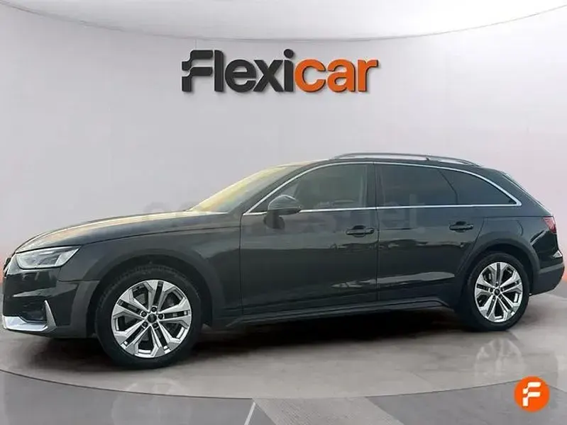 Usado Audi A4 Allroad 204 CV (150 kW) 2021 Azul Familiar