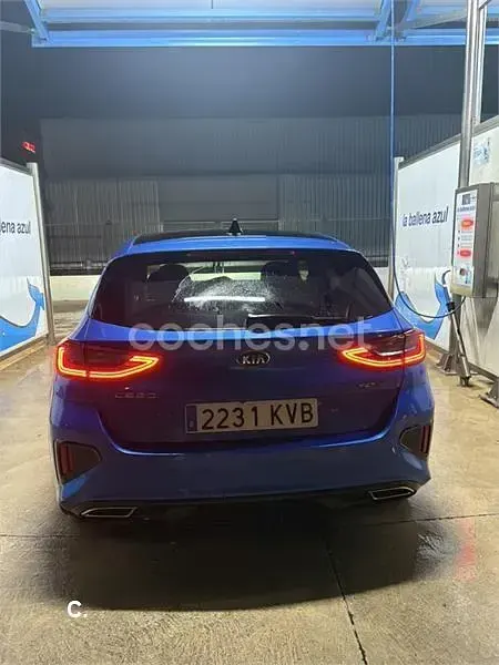 Usado Kia Ceed GT GT-Line 140 CV (102 kW) 2019 Azul Berlina