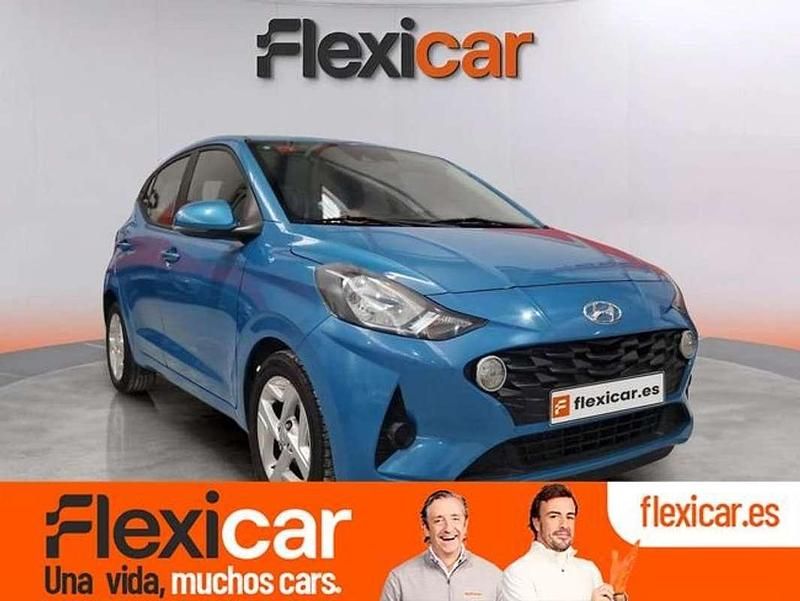 Azul Usado 2021 Hyundai i10 Utilitario | 11.090 € (Precio justo) - Imagen 1/4