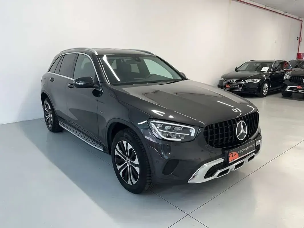 Usado Mercedes GLC300 321 CV (236 kW) 2021 Negro SUV