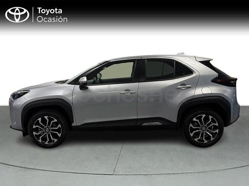 Usado Toyota Yaris Cross Active 116 CV (85 kW) 2021 Gris / plata SUV