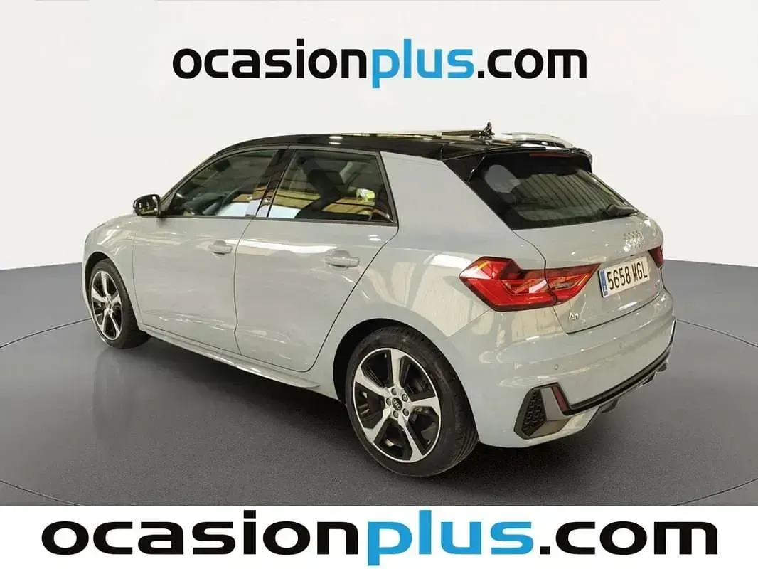 Usado Audi A1 Sportback S-Line 95 CV (69 kW) 2023 Gris Utilitario