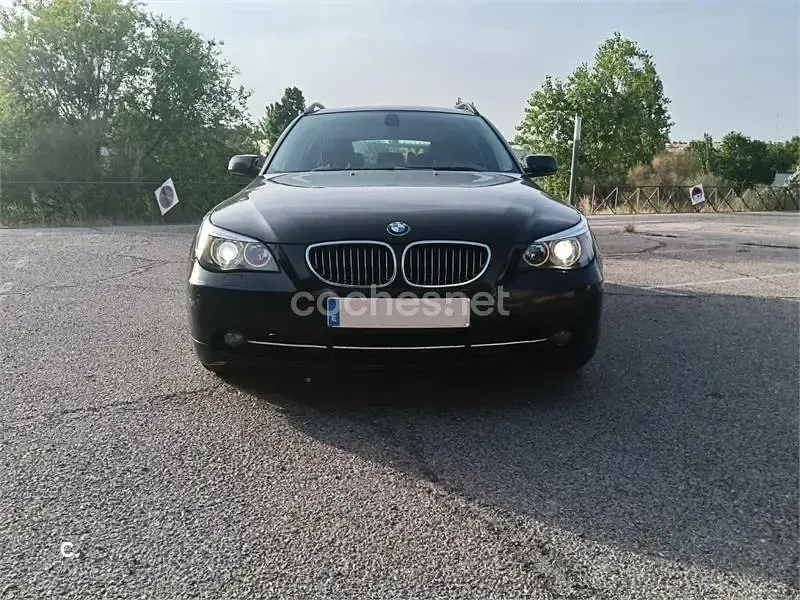 Usado BMW 525 192 CV (141 kW) 2006 Negro Familiar