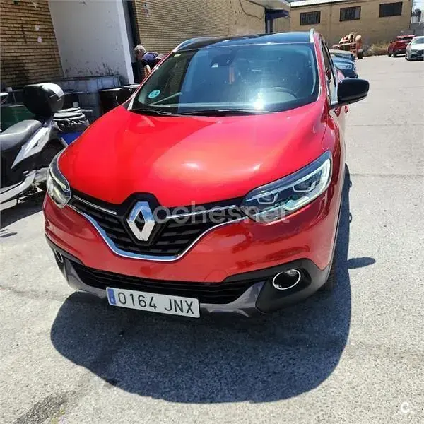 Usado Renault Kadjar XMOD 130 CV (95 kW) 2016 Rojo SUV