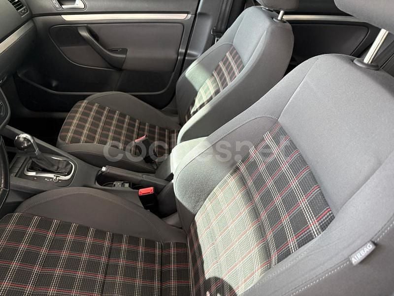 Usado VW Golf V GTI 200 CV (147 kW) 2007 Gris / plata Berlina