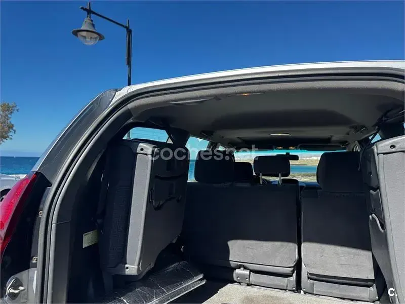 Usado Toyota Land Cruiser 173 CV (127 kW) 2007 Gris / plata SUV