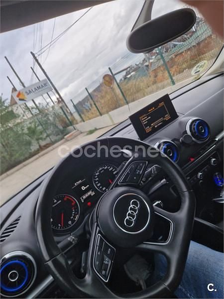 Usado Audi A3 Ambiente 105 CV (77 kW) 2013 Gris / plata Berlina
