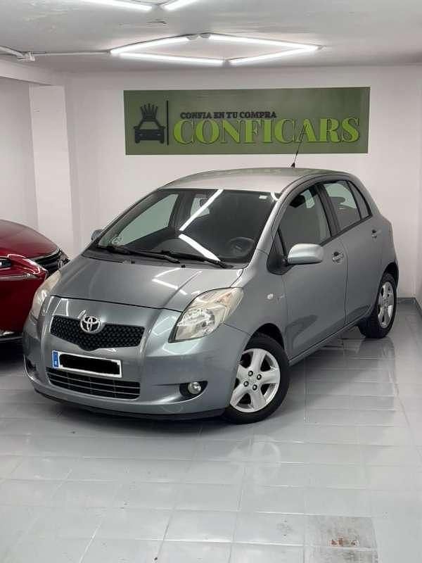 Gris Usado 2006 Toyota Yaris Utilitario | 3990 € (Super precio) - Imagen 1/4