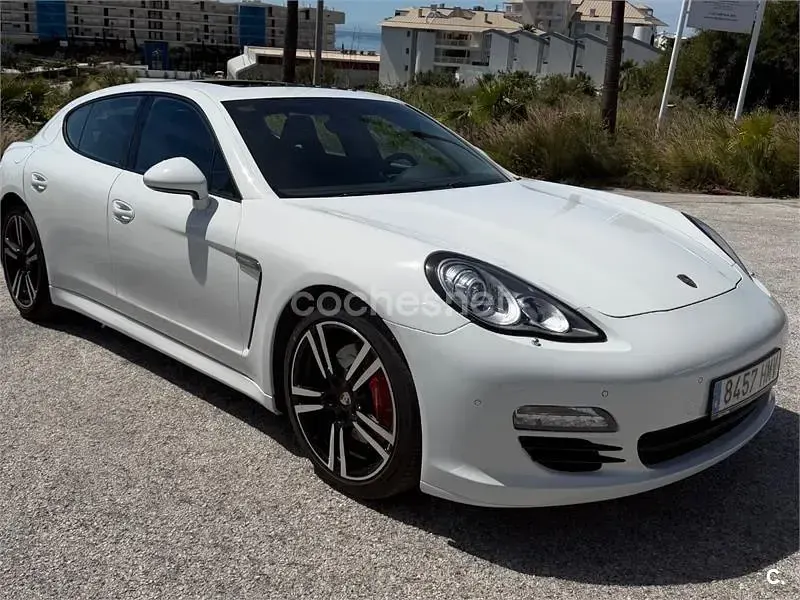 Usado Porsche Panamera Platinum Edition 250 CV (183 kW) 2012 Blanco Utilitario