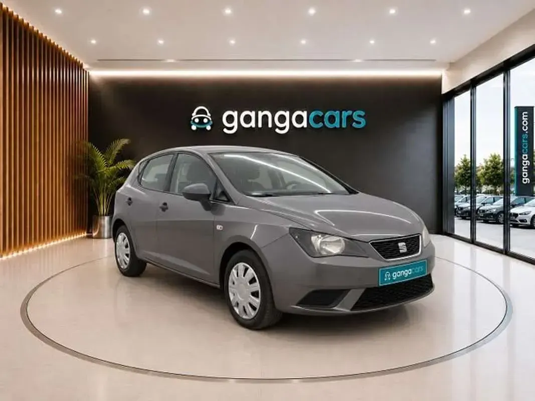 Usado Seat Ibiza Reference 86 CV (63 kW) 2016 Gris Utilitario