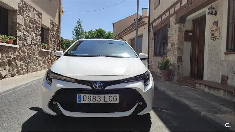 Usado Toyota Corolla 180 CV (132 kW) 2019 Blanco Berlina