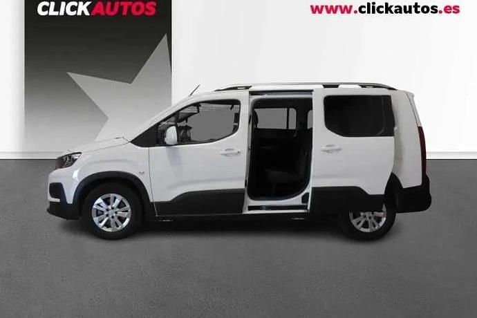 Usado Peugeot Rifter Allure 100 CV (73 kW) 2021 Negro Monovolumen