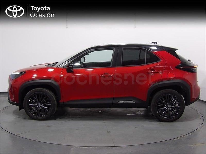 Usado Toyota Yaris Cross 116 CV (85 kW) 2022 Negro SUV