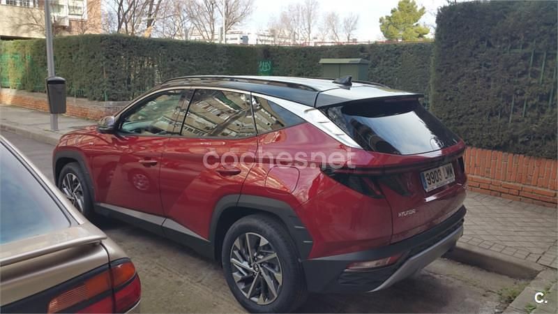 Usado Hyundai Tucson 150 CV (110 kW) 2021 Granate SUV