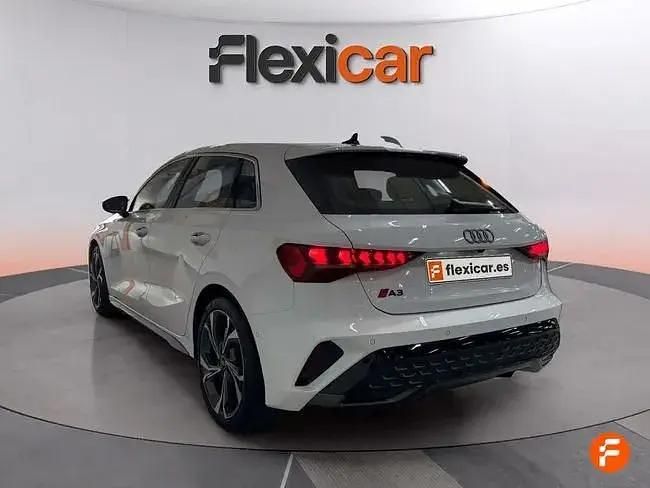 Usado Audi A3 S-Line 150 HP (110 kW) 2024 Branco