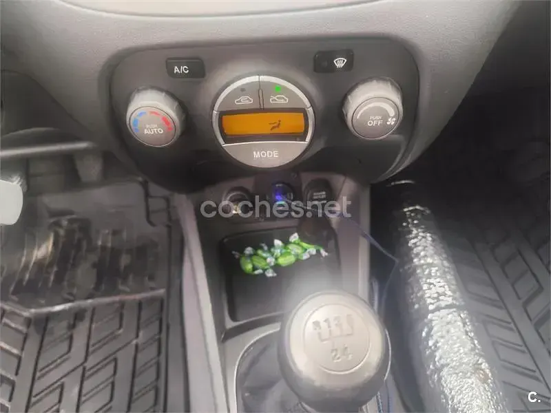 Usado Kia Rio 110 CV (80 kW) 2007 Azul Berlina