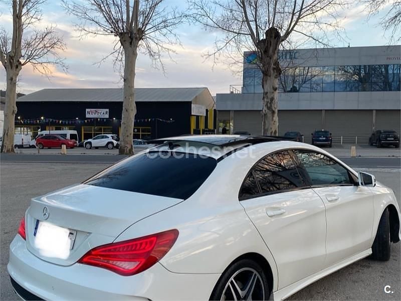 Usado Mercedes CLA220 AMG line 177 CV (130 kW) 2016 Blanco Berlina