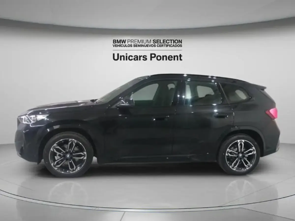 Usado BMW iX1 Comfort Edition 150 kW (204 CV) 2025 Negro SUV