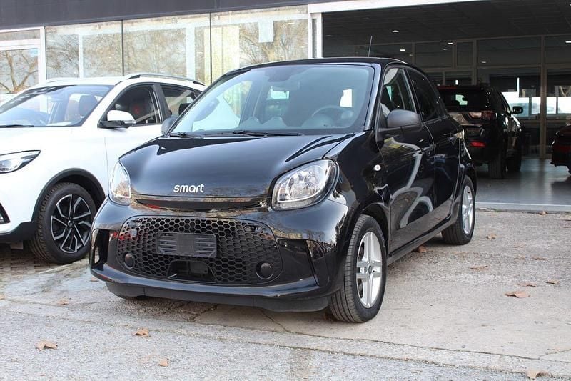 Usado Smart ForFour Electric Drive 60 kW (82 CV) 2021 Negro Utilitario