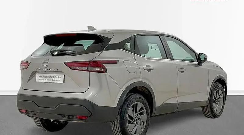 Usado Nissan Qashqai Acenta 158 CV (116 kW) 2024 Plata diamante SUV