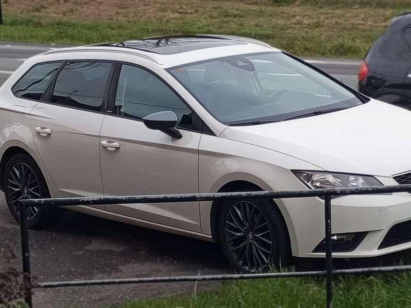Käytetty Seat Leon ST Style 110 HP (80 kW) 2017 Valkoinen Farmari